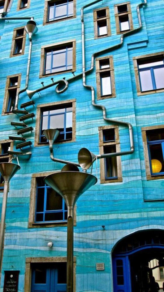 musical-building